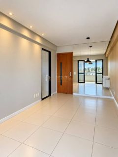 Apartamento Para Alugar com 2 quartos 1 suítes no bairro Imbuí em Salvador