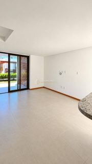 Casa de Condomínio Para Vender com 2 quartos 2 suítes no bairro Itacimirim em Camaçari