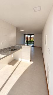 Casa de Condomínio Para Vender com 2 quartos 2 suítes no bairro Itacimirim em Camaçari
