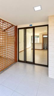 Casa de Condomínio Para Vender com 2 quartos 2 suítes no bairro Itacimirim em Camaçari