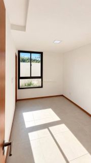 Casa de Condomínio Para Vender com 2 quartos 2 suítes no bairro Itacimirim em Camaçari