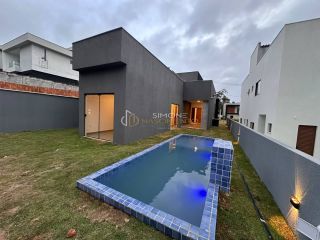 Casa de Condomínio Para Vender com 3 quartos 2 suítes no bairro Abrantes em Camaçari