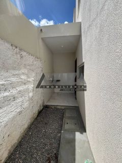 Casa Para Vender com 2 quartos sendo 1 suíte no bairro Cajupiranga em Parnamirim