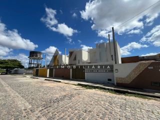 Casa Para Vender com 2 quartos sendo 1 suíte no bairro Cajupiranga em Parnamirim