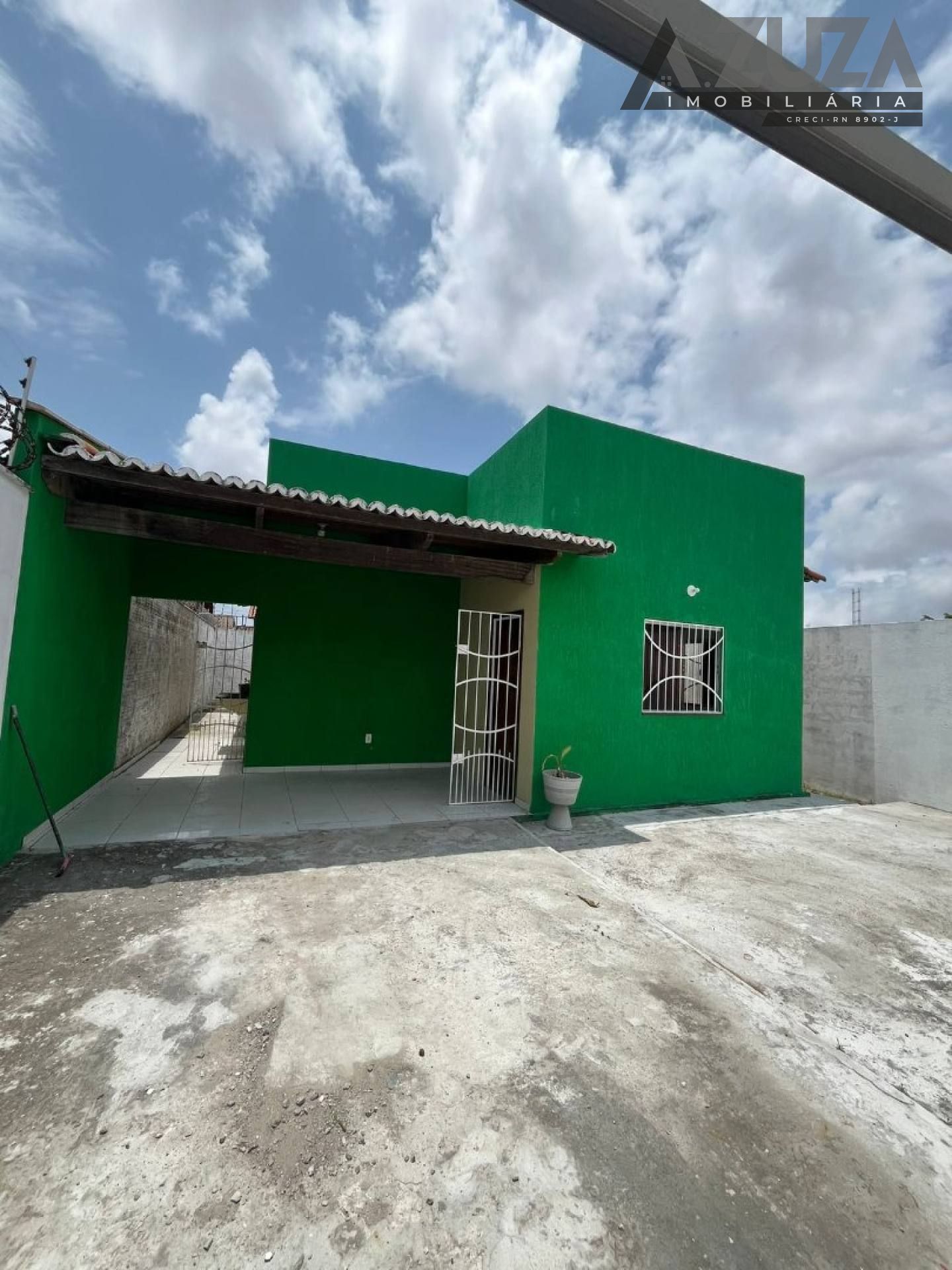 Casa Para Vender com 3 quartos e 02 suítes no bairro Jardins em São Gonçalo Do Amarante