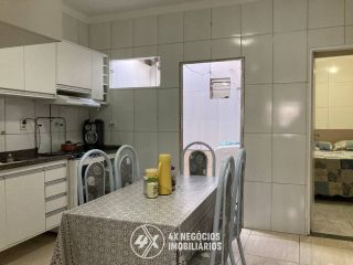 Vendo Casa Reformada com 3 quartos, sendo 1 suíte | Bairro Olaria