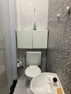 Vendo Casa Reformada com 3 quartos, sendo 1 suíte | Bairro Olaria