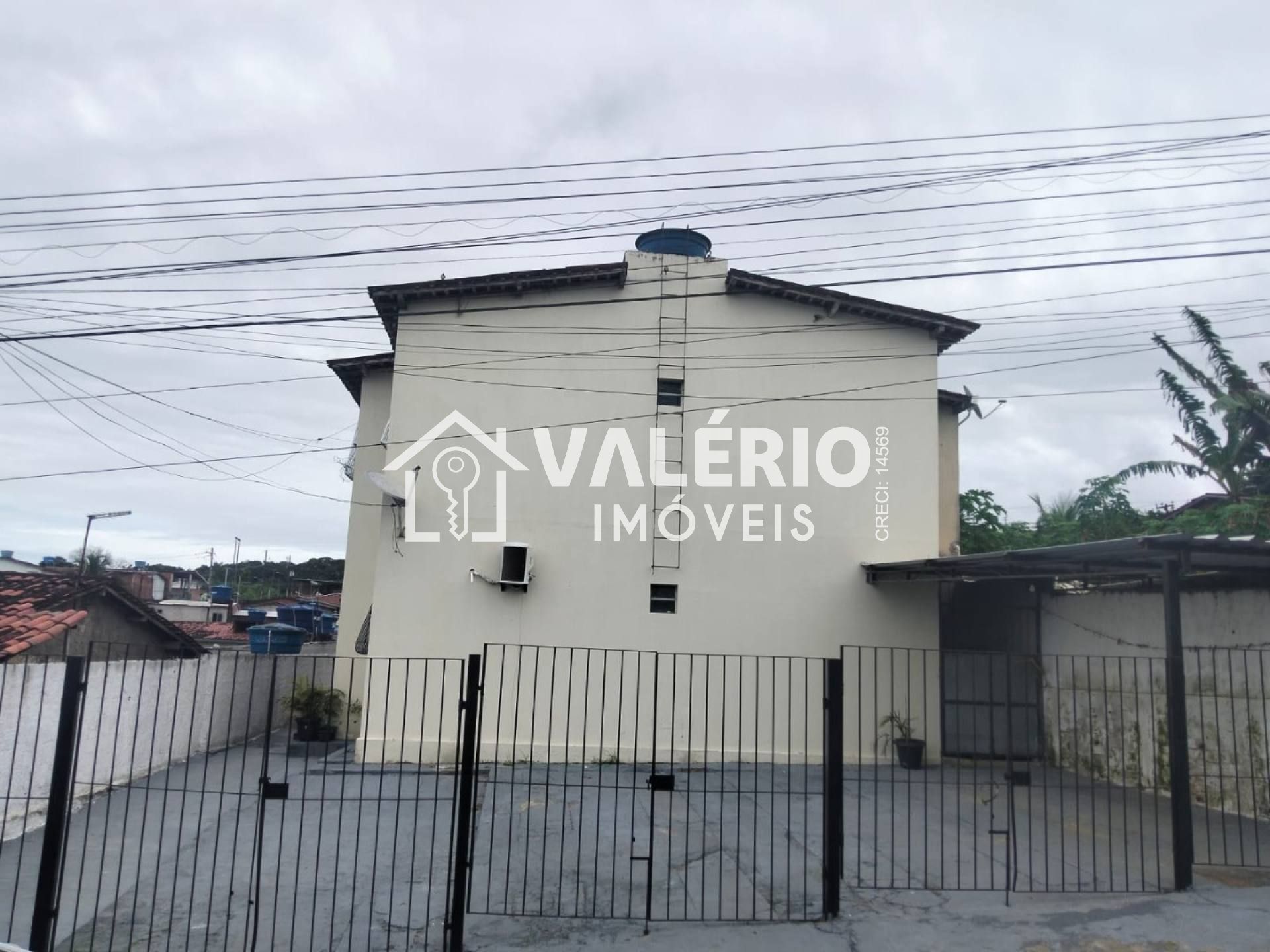 IMÓVEL COM 2 QUARTOS EM ABREU E LIMA