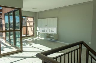 Linda Cobertura à 615 metros da praia - Venda