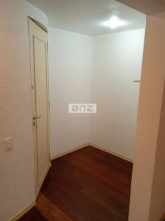 Amplo apartamento nos Jardins - 3 dormitórios - 1 suíte - 2 vagas