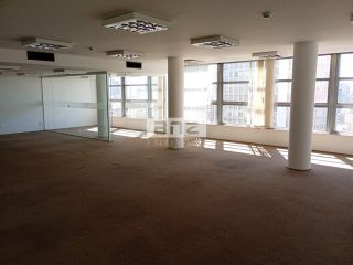 Conjunto Comercial no Centro Histórico de São Paulo - VENDA