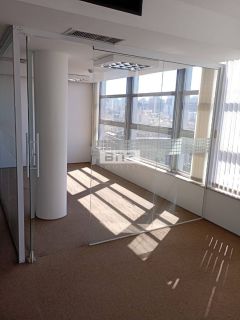 Conjunto Comercial no Centro Histórico de São Paulo - VENDA