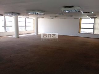 Conjunto Comercial no Centro Histórico de São Paulo - VENDA