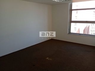 Conjunto Comercial no Centro Histórico de São Paulo - VENDA