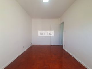 STUDIO COM 1 DORMITÓRIO - ACLIMAÇÃO - LOCAÇÃO