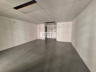 CONJUNTO COMERCIAL NA REGIÃO DO JARDIM AMÉRICA