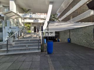 CONJUNTO COMERCIAL NA REGIÃO DO JARDIM AMÉRICA