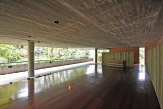 CASA COM TERRENO DE 3.100M² NA REGIÃO DA CIDADE JARDIM