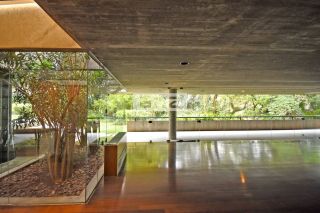 CASA COM TERRENO DE 3.100M² NA REGIÃO DA CIDADE JARDIM