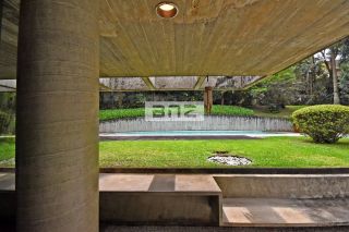 CASA COM TERRENO DE 3.100M² NA REGIÃO DA CIDADE JARDIM