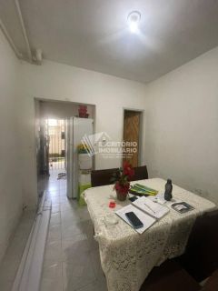 ? Conjunto Arnaldo Garcez – próximo à estação