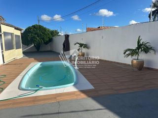 Chácara com Galpão e Piscina