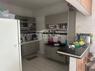 Chácara com Galpão e Piscina