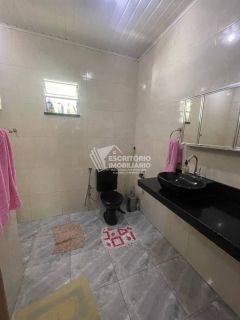 Casa de esquina no residencial de Itaporanga