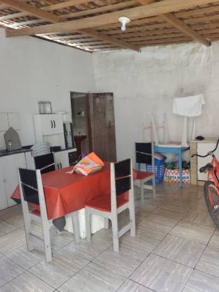 Casa no Conjunto Albano Franco