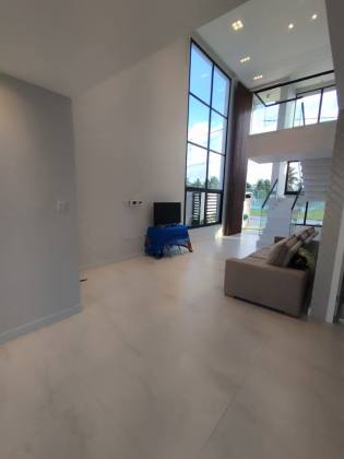 Casa à Venda – Condomínio Malui Residence