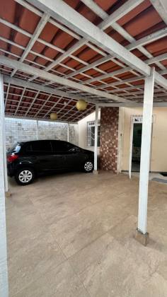 Casa à Venda – Bairro Luzia, Aracaju/SE