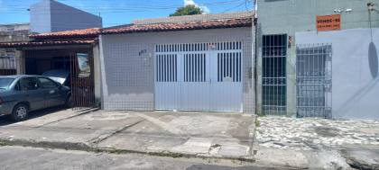 Casa no Bairro José Conrado de Araujo