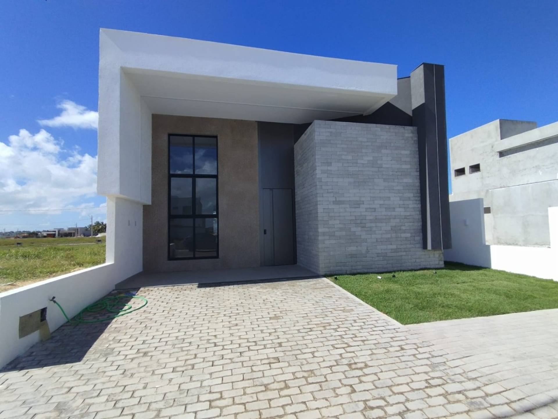 Condomínio Villaredo Barra