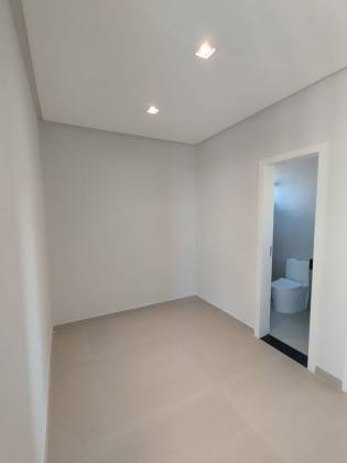 Condomínio Villaredo Barra