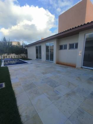 Casa á venda no condomínio Villa Al Mare