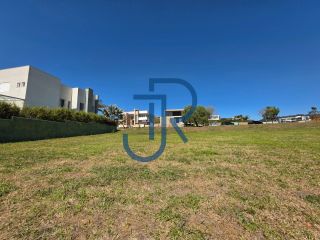 Lote a venda no Residencial Fazenda SerrAzul I em Itupeva/SP