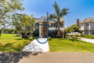 Casa a venda com 4 suites no Residencial Fazenda SerrAzul I em Itupeva/SP