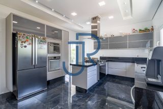 Casa a venda com 4 suites no Residencial Fazenda SerrAzul I em Itupeva/SP