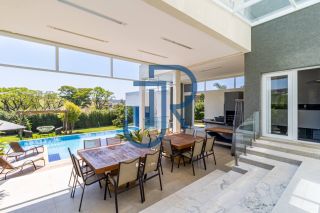 Casa a venda com 4 suites no Residencial Fazenda SerrAzul I em Itupeva/SP