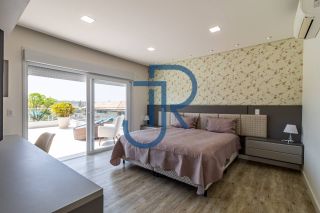 Casa a venda com 4 suites no Residencial Fazenda SerrAzul I em Itupeva/SP