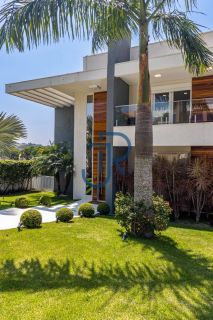 Casa a venda com 4 suites no Residencial Fazenda SerrAzul I em Itupeva/SP