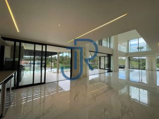 Casa a venda com 5 suites no Residencial Fazenda SerrAzul 1 em Itupeva/SP