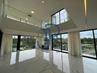 Casa a venda com 5 suites no Residencial Fazenda SerrAzul 1 em Itupeva/SP