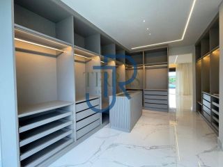 Casa a venda com 5 suites no Residencial Fazenda SerrAzul 1 em Itupeva/SP