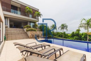 Casa a venda com 5 suites no Residencial Fazenda SerrAzul 2 em Itupeva/SP