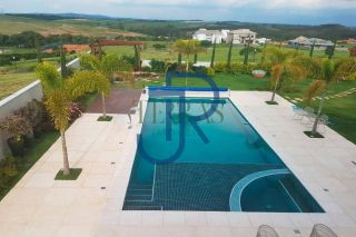 Casa à venda com 4 suítes no Residencial Fazenda SerrAzul I