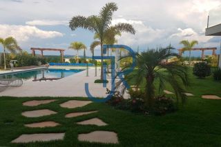 Casa à venda com 4 suítes no Residencial Fazenda SerrAzul I