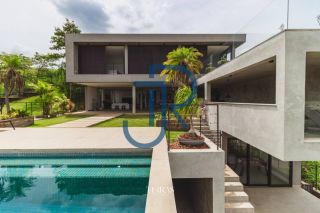 Casa a venda com 6 suites no Residencial Fazenda SerrAzul 2 em Itupeva/SP