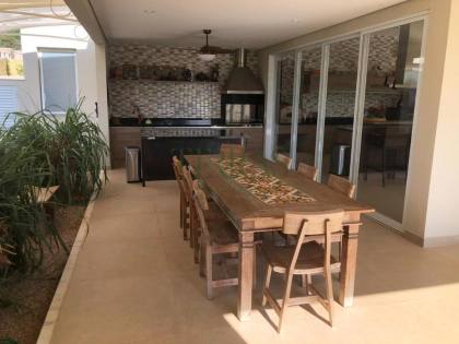 Casa a venda com 6 suites no Condominio Residencial Fazenda SerrAzul 1 em Itupeva/SP