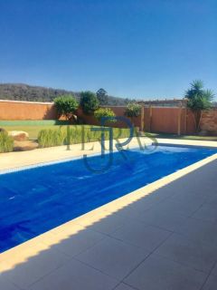 Casa a venda com 4 suites no Residencial Fazenda SerrAzul 1 em Itupeva/SP